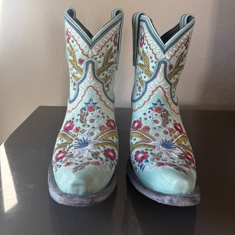 Chloe bootie from Lane, size 11